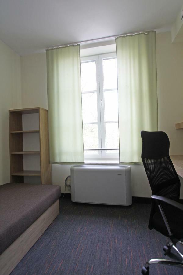 Dom Pomocy Studentom Hostel Warsaw Exterior photo
