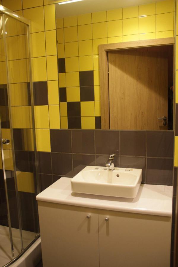 Dom Pomocy Studentom Hostel Warsaw Exterior photo